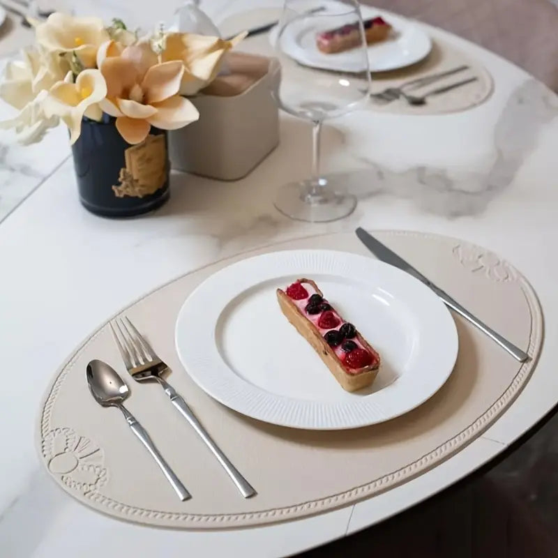 Oval Embossed Placemats, Non-slip and Durable Placemats